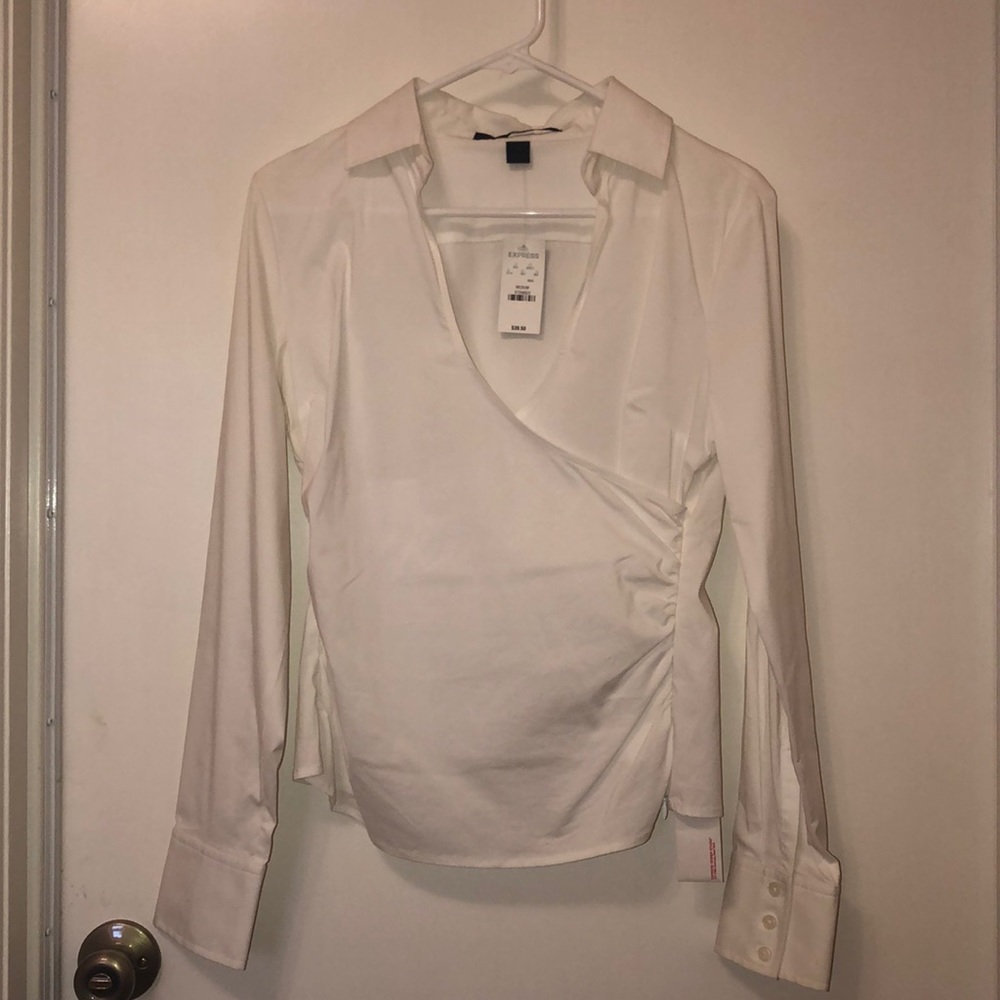 Express Design Studio Top w/ zipper on left side